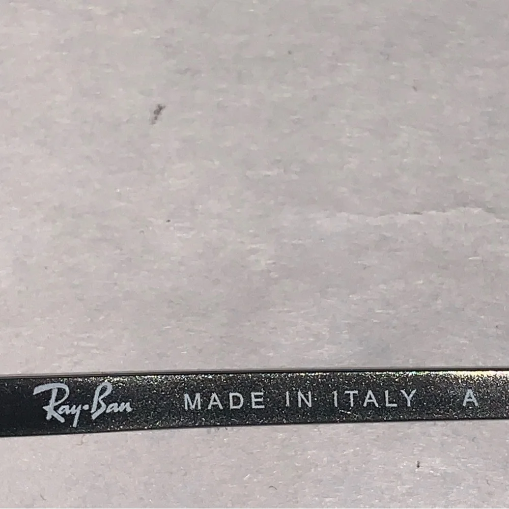 Ray-Ban Classic Metal Frame 
 Sunglasses with Case - Picture 8 of 16